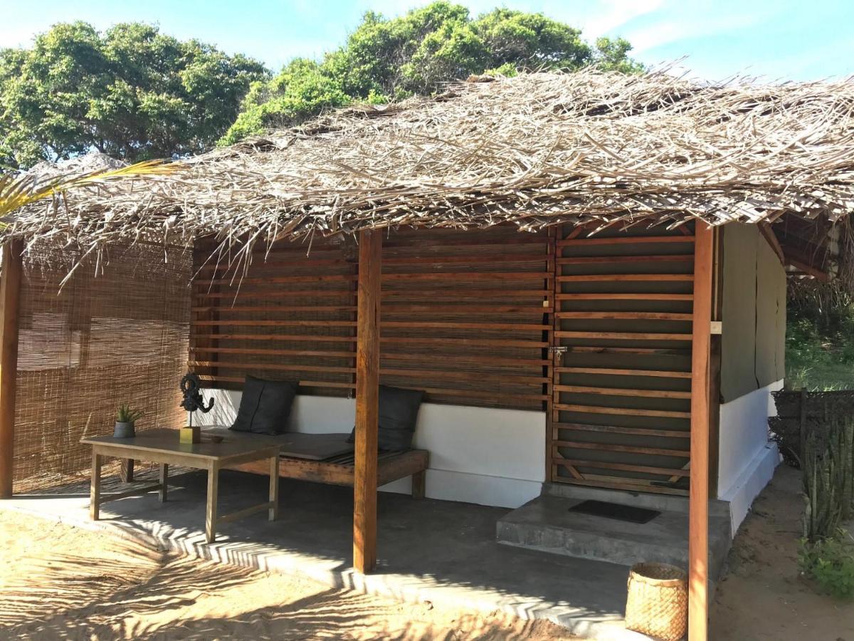 Upali Beach Surf Resort & Cafe Baie d'Arugam Extérieur photo